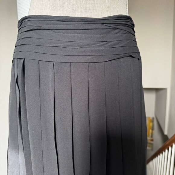 INC INTERNATIONAL CONCEPTS Silk Pleated Skirt in Black - Size 6 - Picture 4 of 5